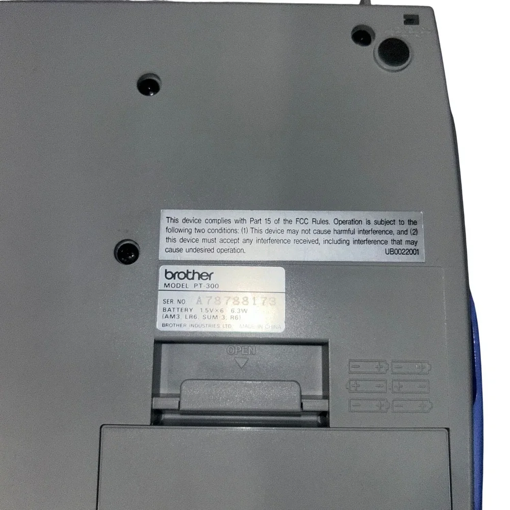 Brother P-Touch Extra PT-300 Electronic Labeling System Gray Black Mens Womens